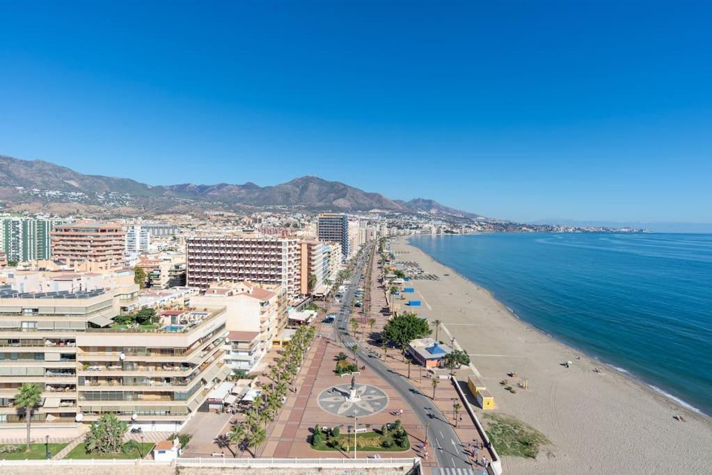 Fuengirola The Boat Apartment Exterior photo
